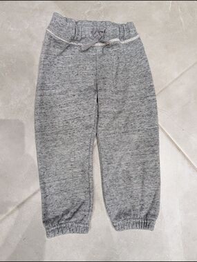 5/$20 Joe Fresh Sparkly Grey Jogger Pants – Toddler Size 2
